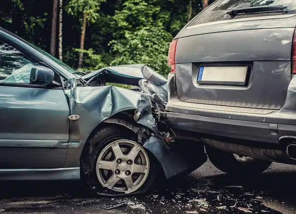 Two cars involved in an auto accident, highlighting the importance of Comprehensive Car Insurance in Australia.