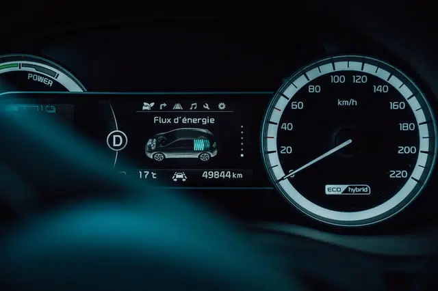 hybrid cars use a combo of electricity and petrol