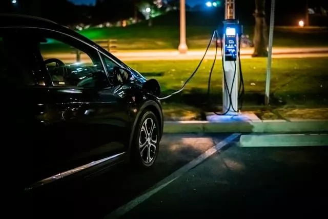 electric cars in Australia increasingly have more available charging stations