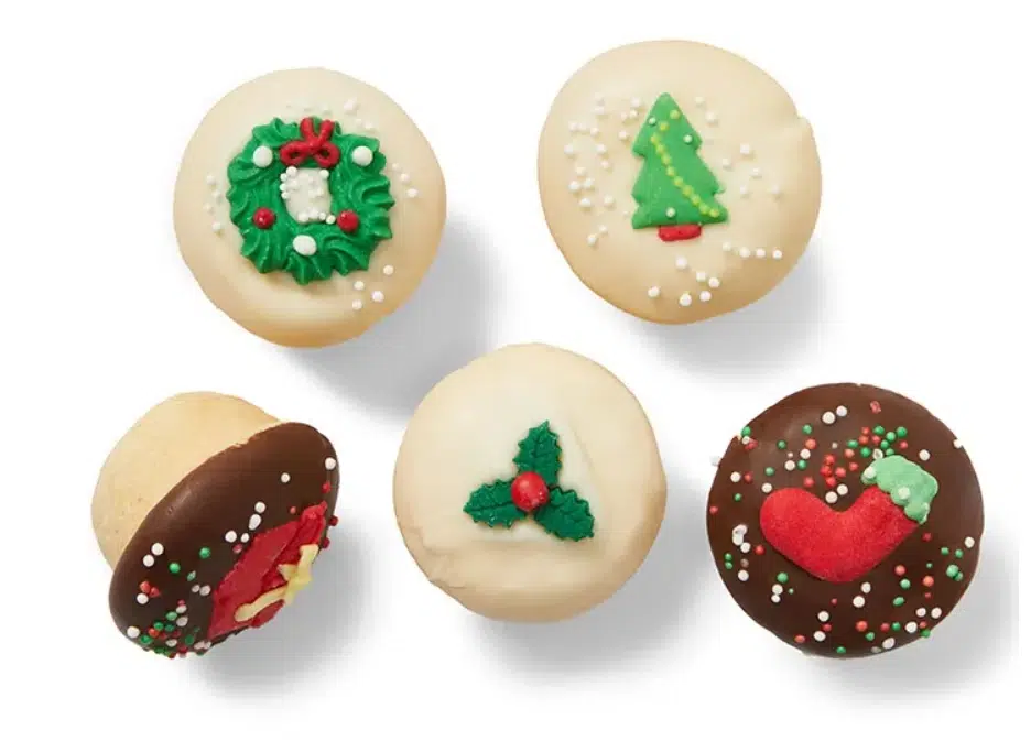These colourful Pooch Treats Festive Muffins are made only with the finest ingredients.