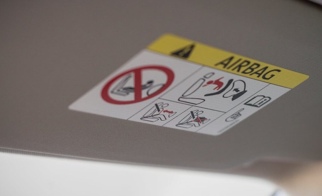 airbag sign in a car that was recalled for safety issues